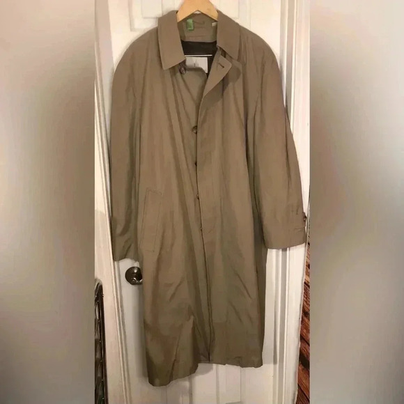 Vintage London Fog Tan Trench Cost with Removable Quilted Liner Size 44 - Picture 2 of 16